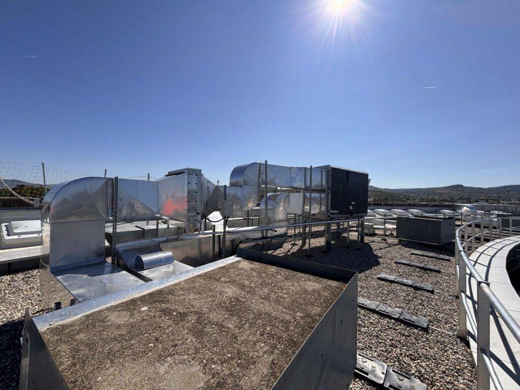 CTA raccordée aux réseaux aérauliques